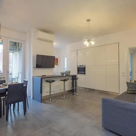 Modern 3 Bedroom With Balcony Steps From San Siro By Rentopolis Апартаменты *