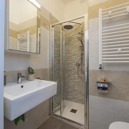 Apartmán Modern 3 Bedroom With Balcony Steps From San Siro By Rentopolis Milán