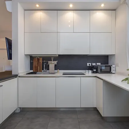 Apartmán Modern 3 Bedroom With Balcony Steps From San Siro By Rentopolis