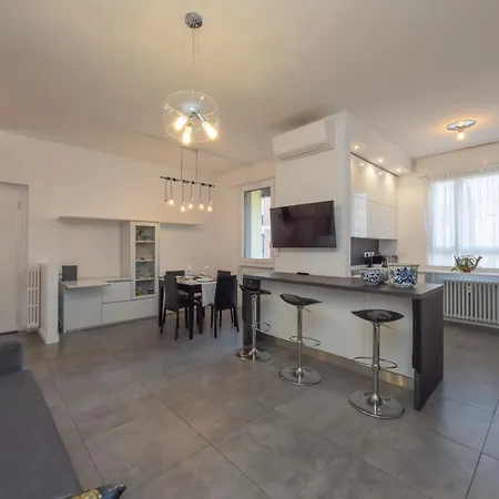 Apartmán Modern 3 Bedroom With Balcony Steps From San Siro By Rentopolis *